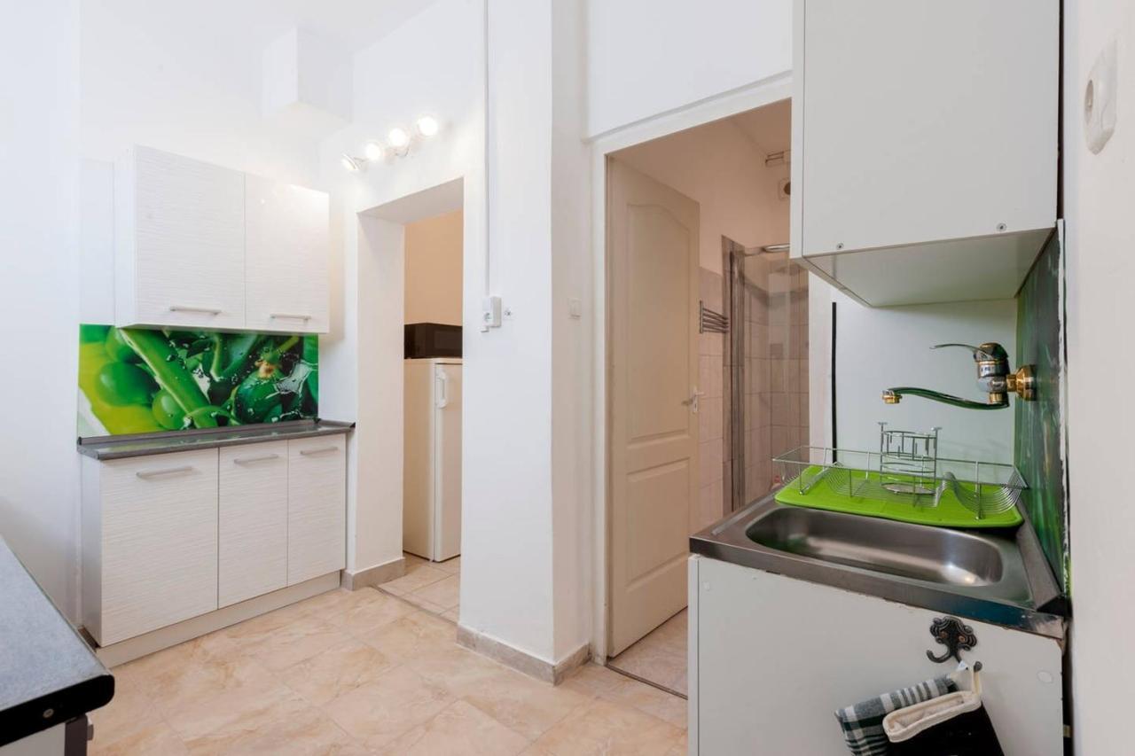 2 Studio Boedapest Buitenkant foto
