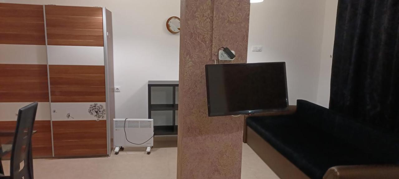 2 Studio Boedapest Buitenkant foto