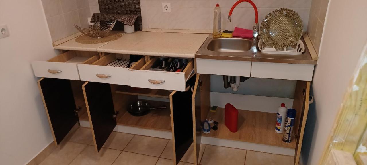 2 Studio Boedapest Buitenkant foto