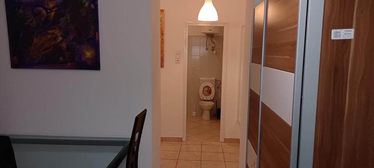 2 Studio Boedapest Buitenkant foto